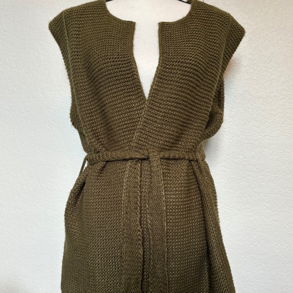 Cece Knit Open Cardigan with Tie Sleeveless Sweater